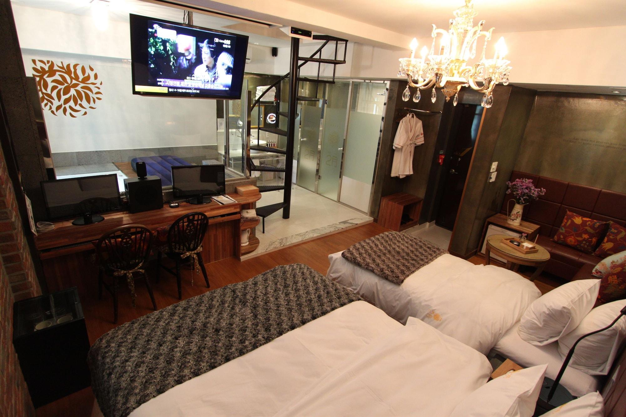 February Hotel Apsan Тэгу Экстерьер фото
