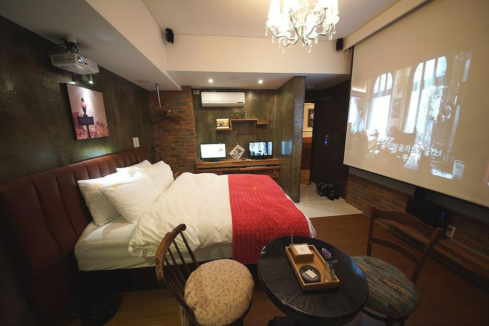 February Hotel Apsan Тэгу Экстерьер фото