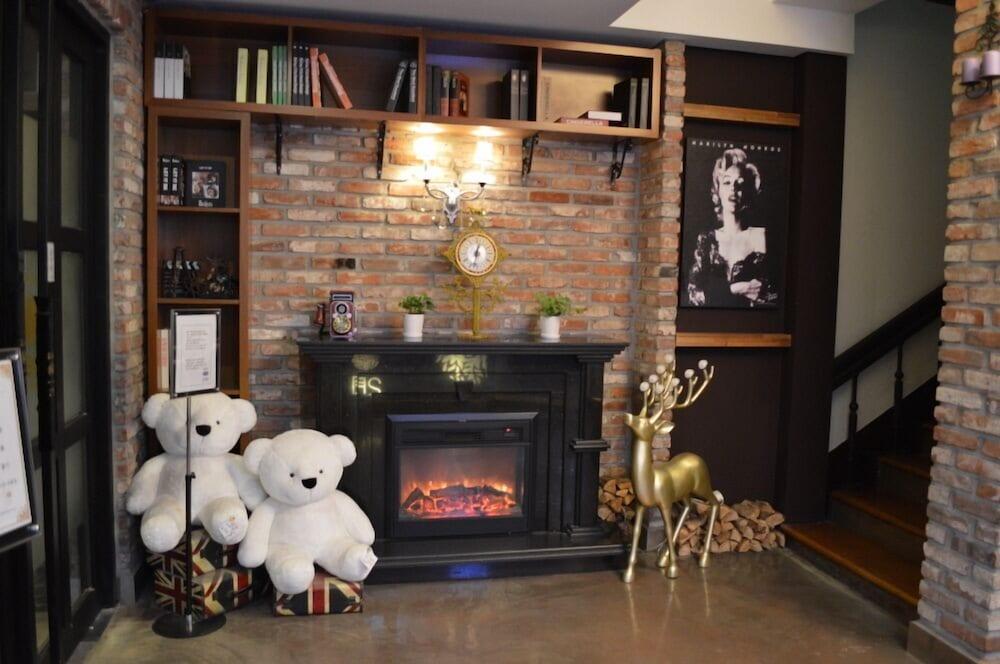 February Hotel Apsan Тэгу Экстерьер фото