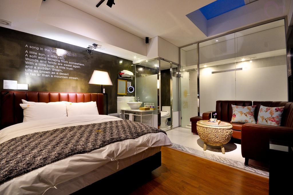 February Hotel Apsan Тэгу Экстерьер фото